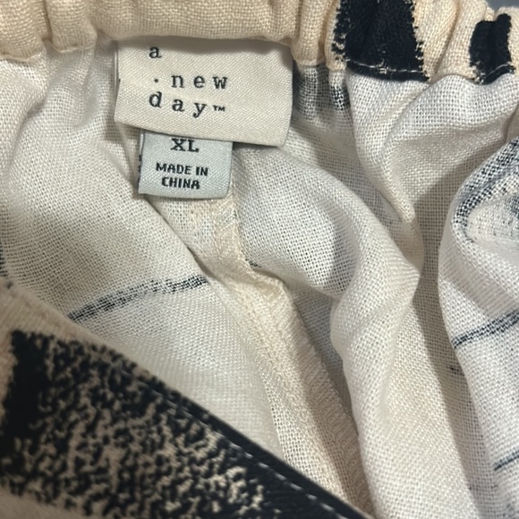 Women’s sleeveless cross back linen Romper dress NWT - Picture 14 of 14